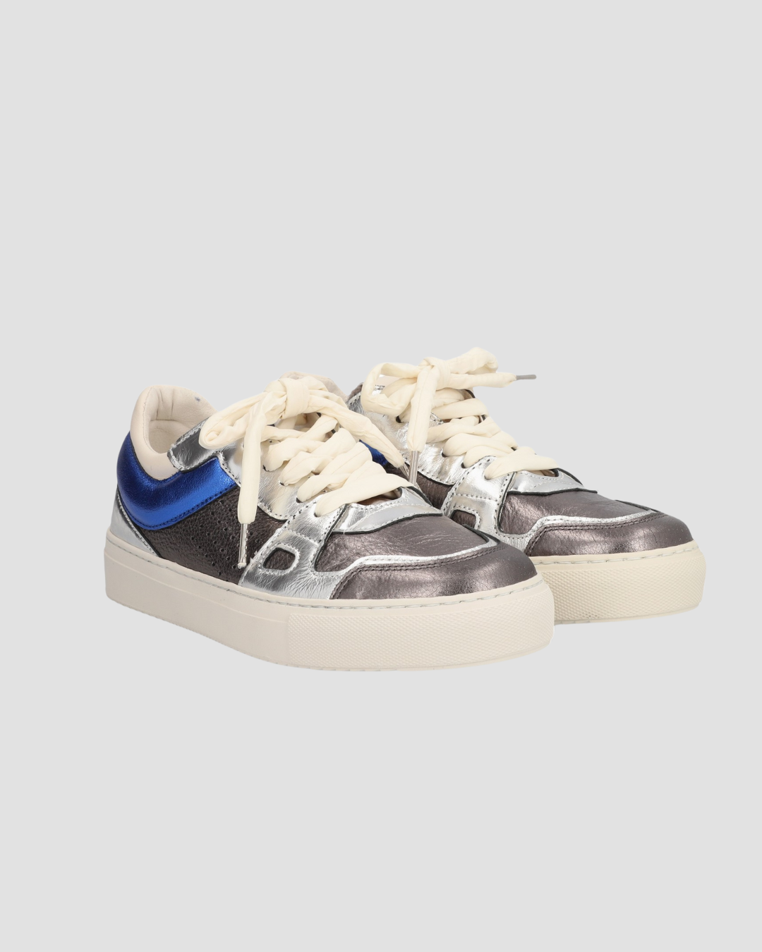 ANOTHER TREND SNEAKERS